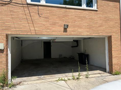 17914 Chagrin Boulevard Shaker Heights OH 44122