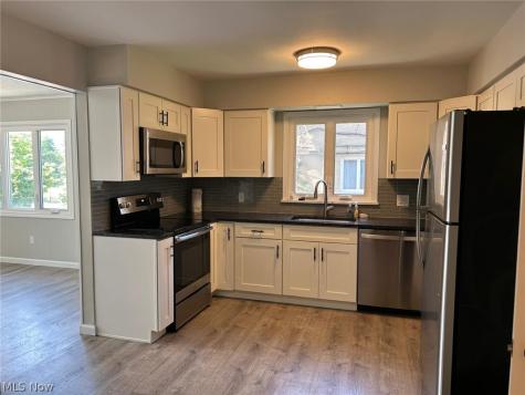 17914 Chagrin Boulevard Shaker Heights OH 44122