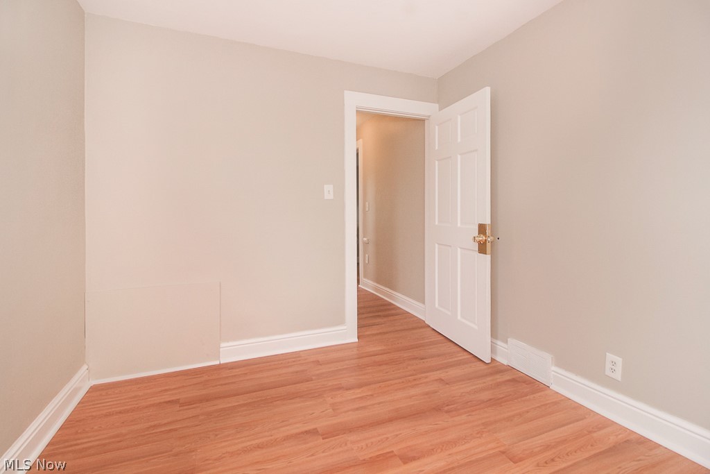 19211 Shawnee Avenue Cleveland OH 44119