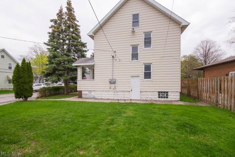 19211 Shawnee Avenue Cleveland OH 44119