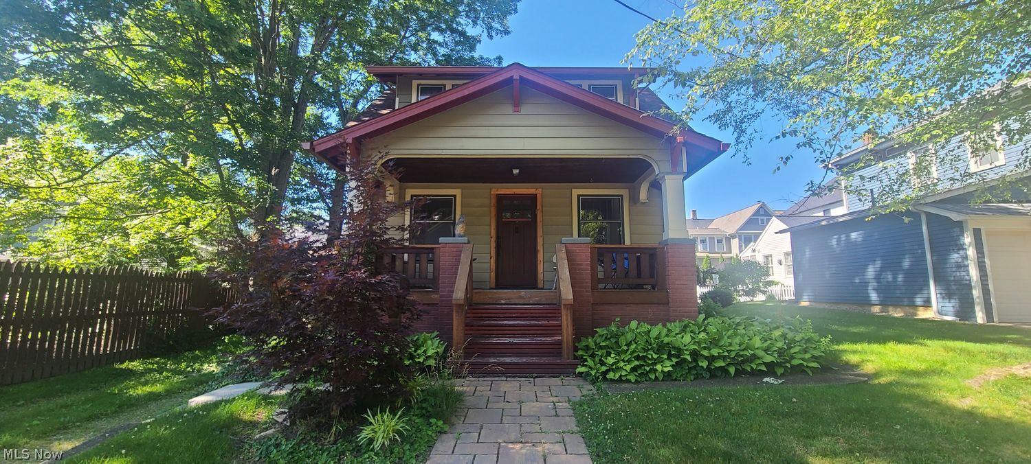 14 Hall Street Chagrin Falls OH 44022