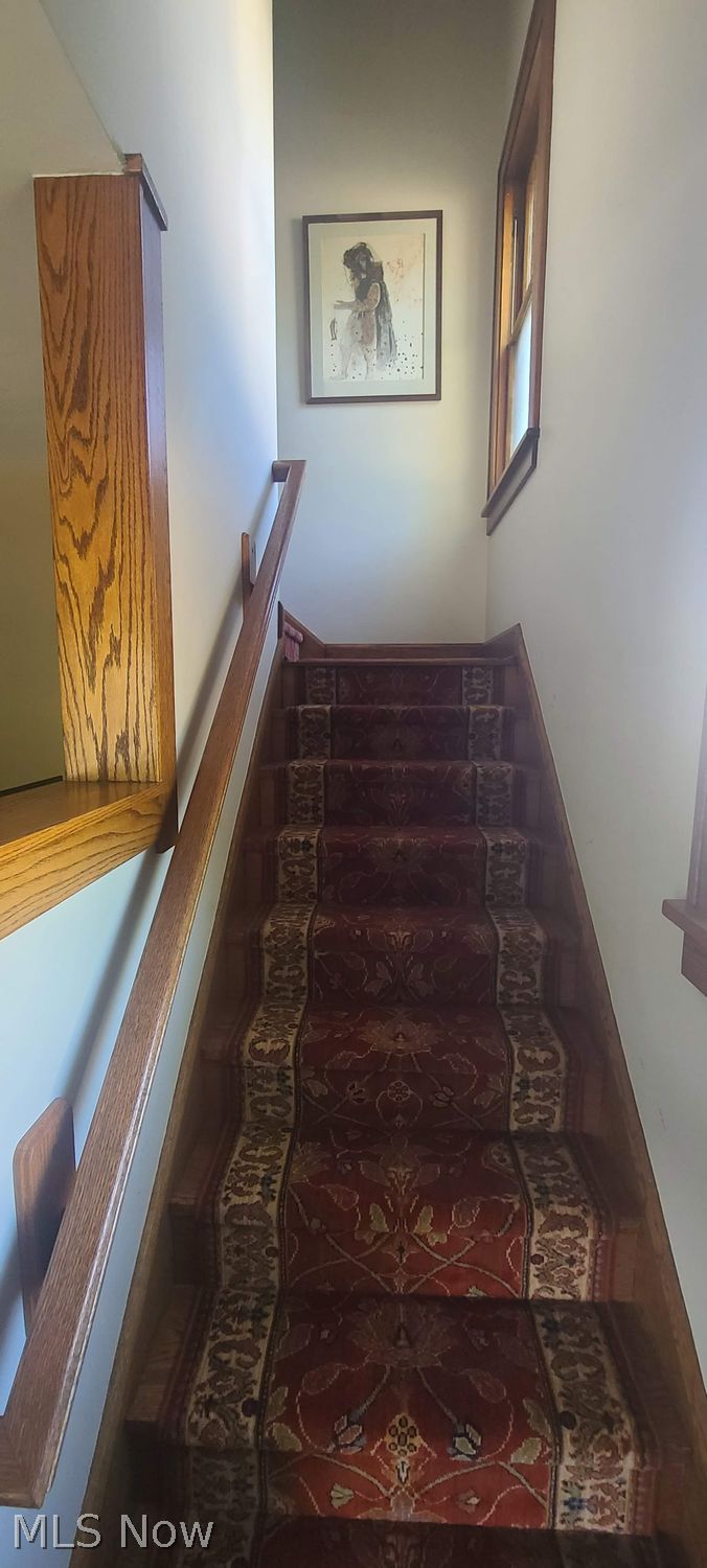14 Hall Street Chagrin Falls OH 44022