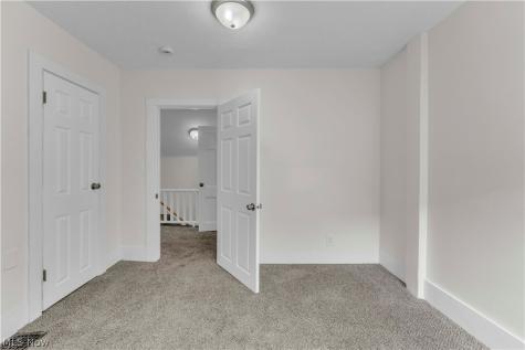 1753 E 30th Street Lorain OH 44055