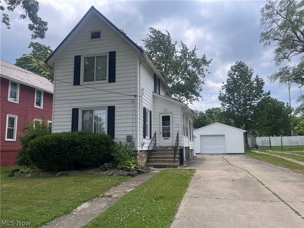 15967 Johnson Street Middlefield OH 44062