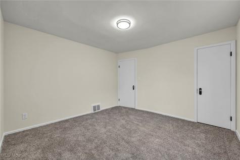 766 E 232nd Street Euclid OH 44123