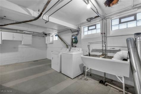 766 E 232nd Street Euclid OH 44123