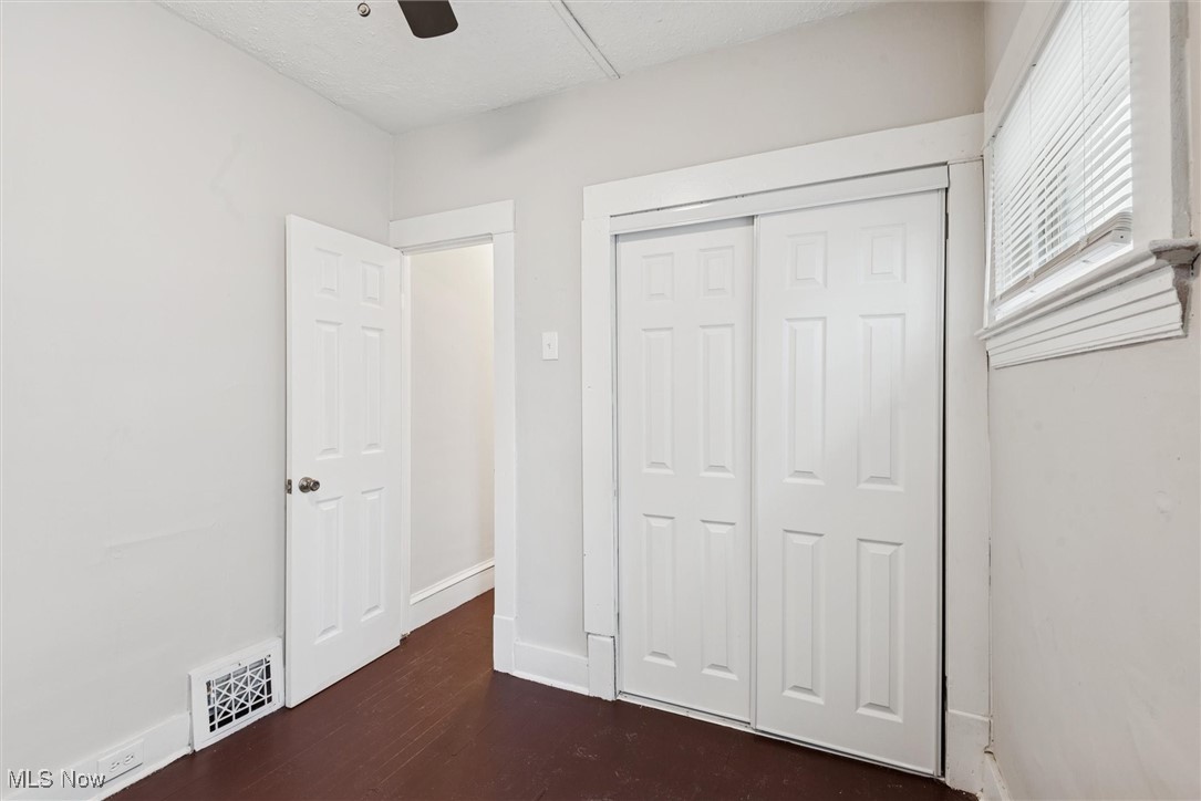 2302 Saratoga Avenue Cleveland OH 44109