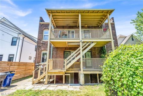 1321 W 85th Street Cleveland OH 44102