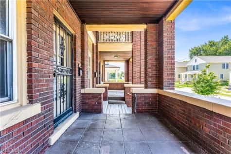 1321 W 85th Street Cleveland OH 44102