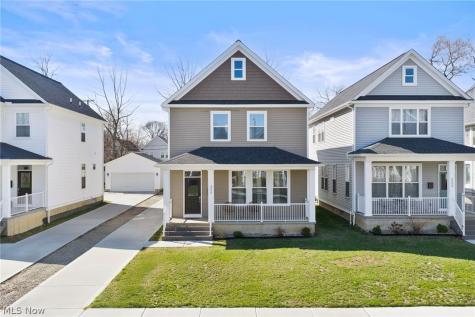 2256 E 100th Street Cleveland OH 44106