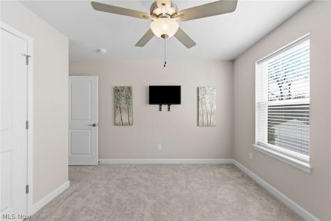 2256 E 100th Street Cleveland OH 44106