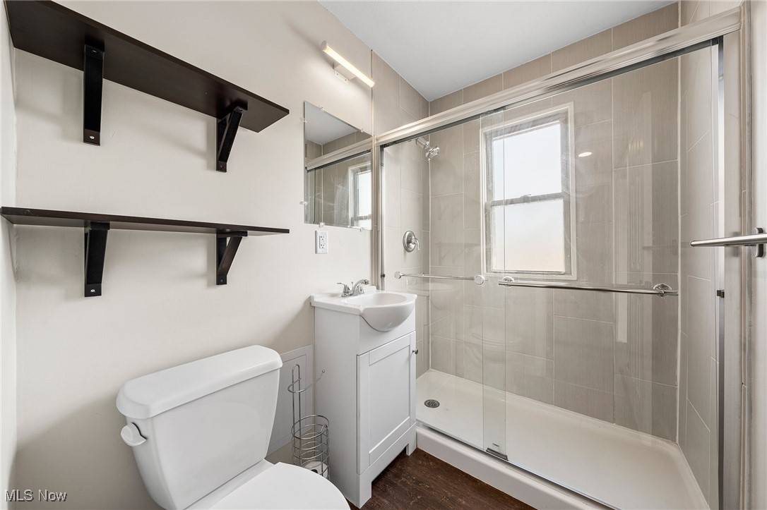 1385 Cranford Avenue Lakewood OH 44107