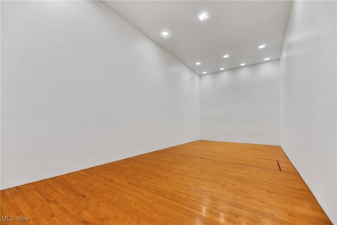 12900 Lake Avenue Lakewood OH 44107