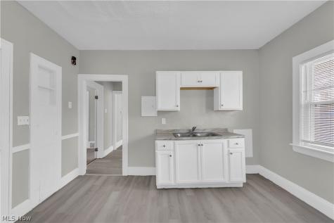 3652 E 153rd Street Cleveland OH 44120