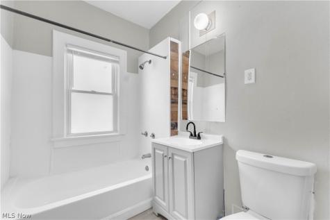 3652 E 153rd Street Cleveland OH 44120