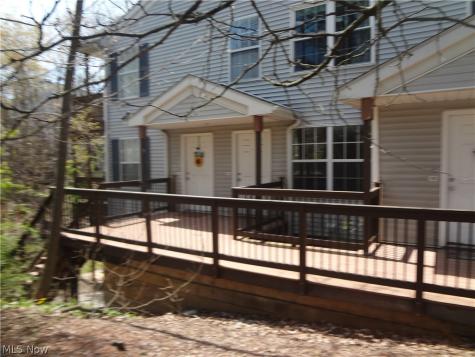 1910 Stoney Run Circle Broadview Heights OH 44147