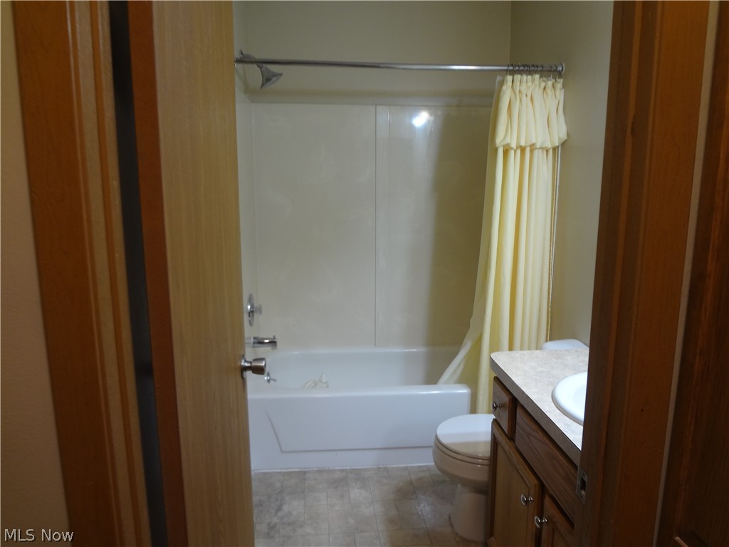 1910 Stoney Run Circle Broadview Heights OH 44147