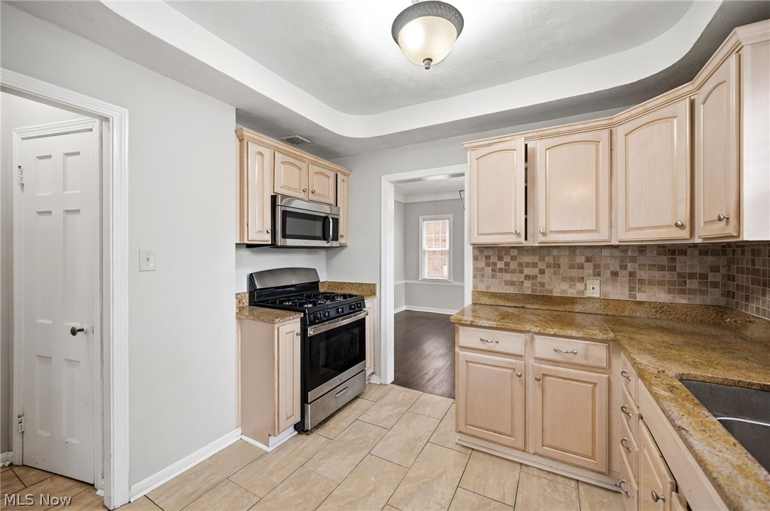 3889 Grenville Road University Heights OH 44118