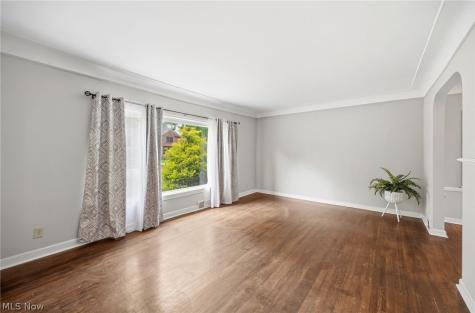 3889 Grenville Road University Heights OH 44118