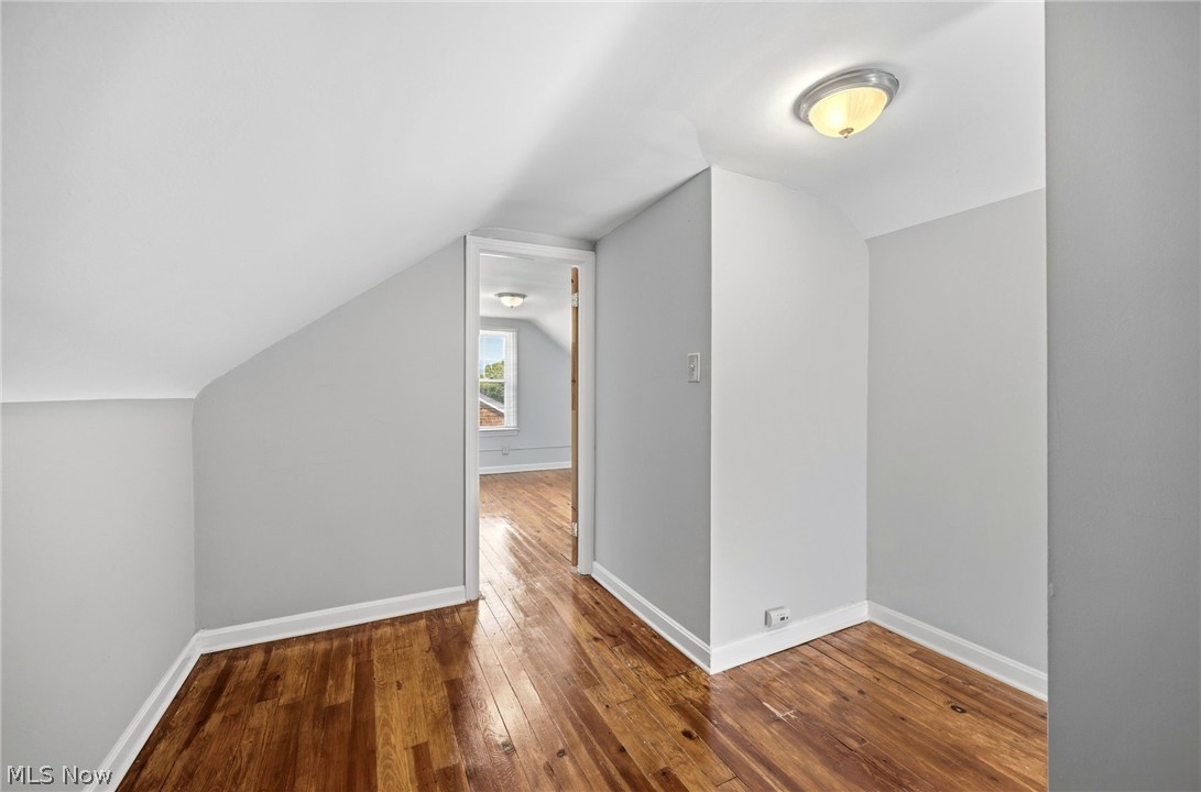 3889 Grenville Road University Heights OH 44118