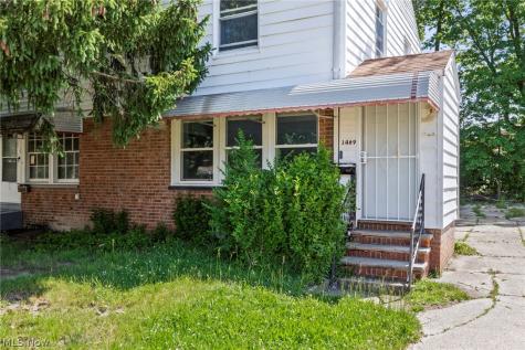 1469 E 250th Street Euclid OH 44117