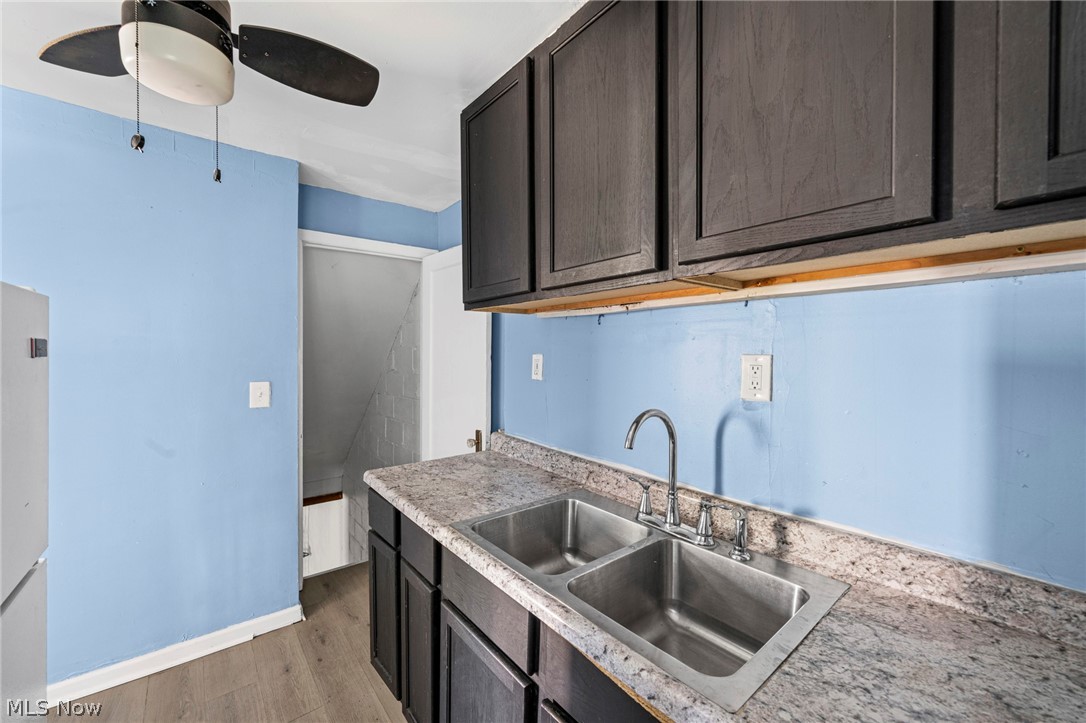 1469 E 250th Street Euclid OH 44117