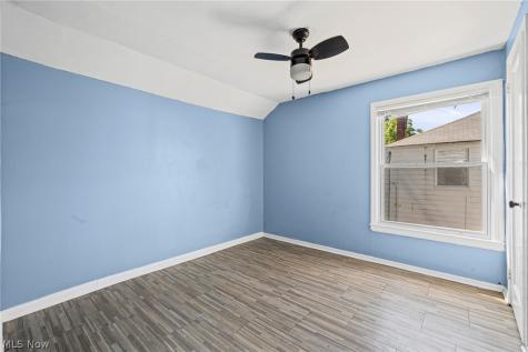 1469 E 250th Street Euclid OH 44117