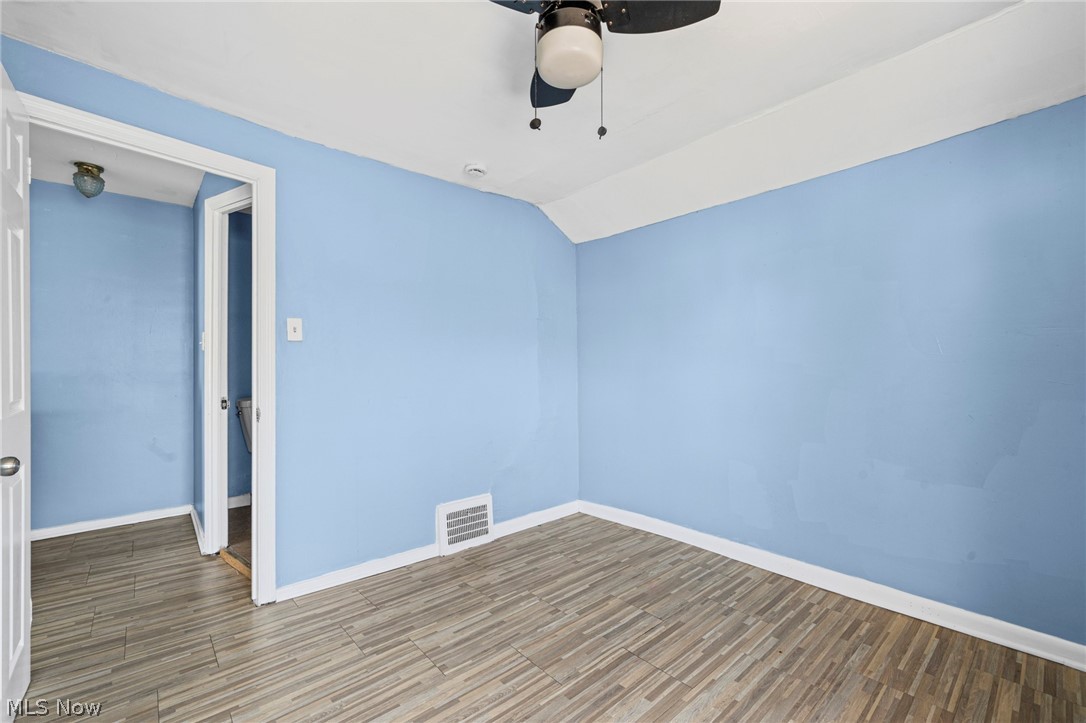 1469 E 250th Street Euclid OH 44117
