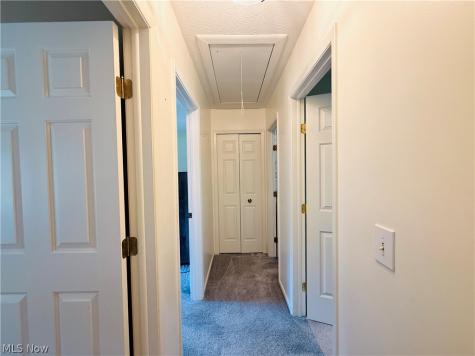 8462 Glenbrook Drive Olmsted Twp OH 44138