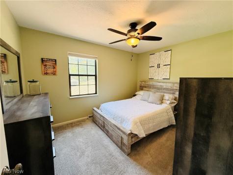 8462 Glenbrook Drive Olmsted Twp OH 44138