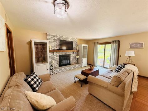 8462 Glenbrook Drive Olmsted Twp OH 44138