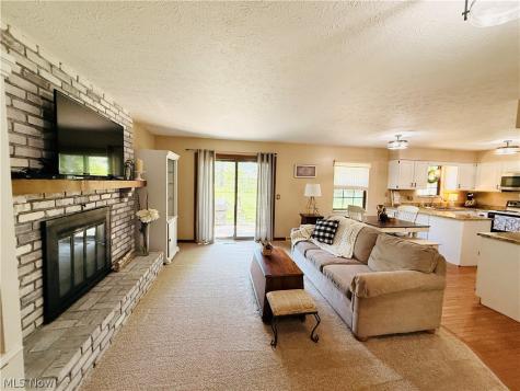 8462 Glenbrook Drive Olmsted Twp OH 44138