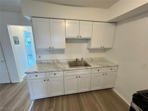 2236 W 103rd Street Cleveland OH 44102