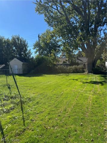 1682 Longwood Drive Mayfield Heights OH 44124