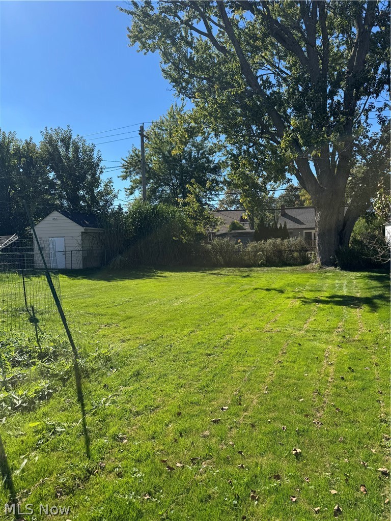 1682 Longwood Drive Mayfield Heights OH 44124