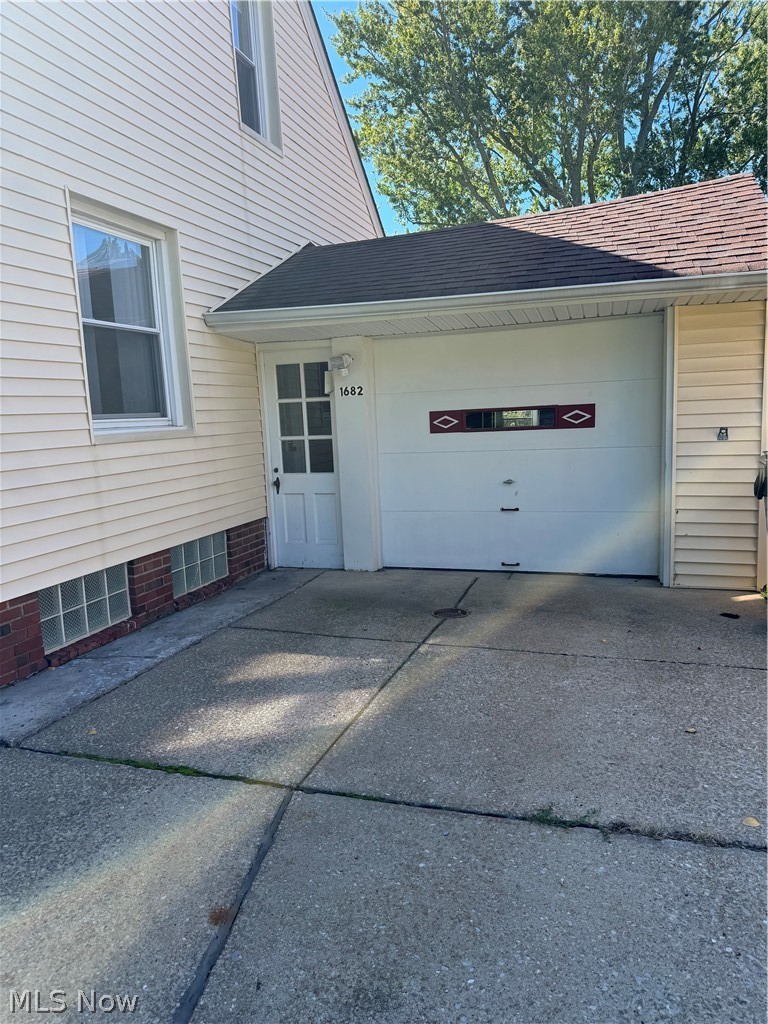 1682 Longwood Drive Mayfield Heights OH 44124