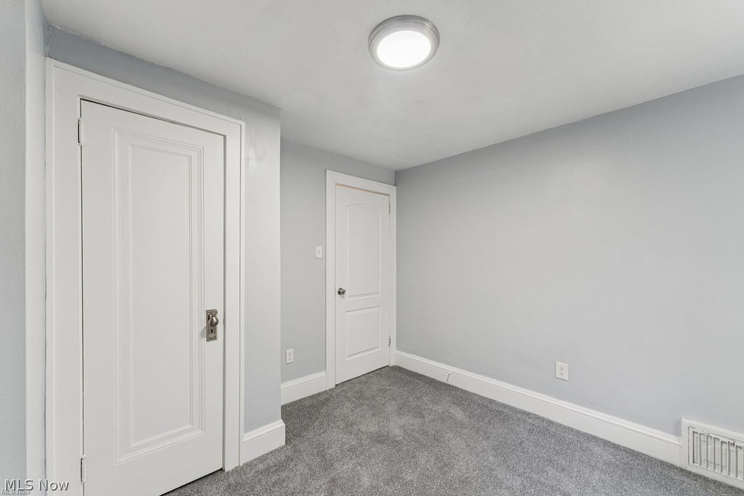 1387 Dietz Avenue Akron OH 44301