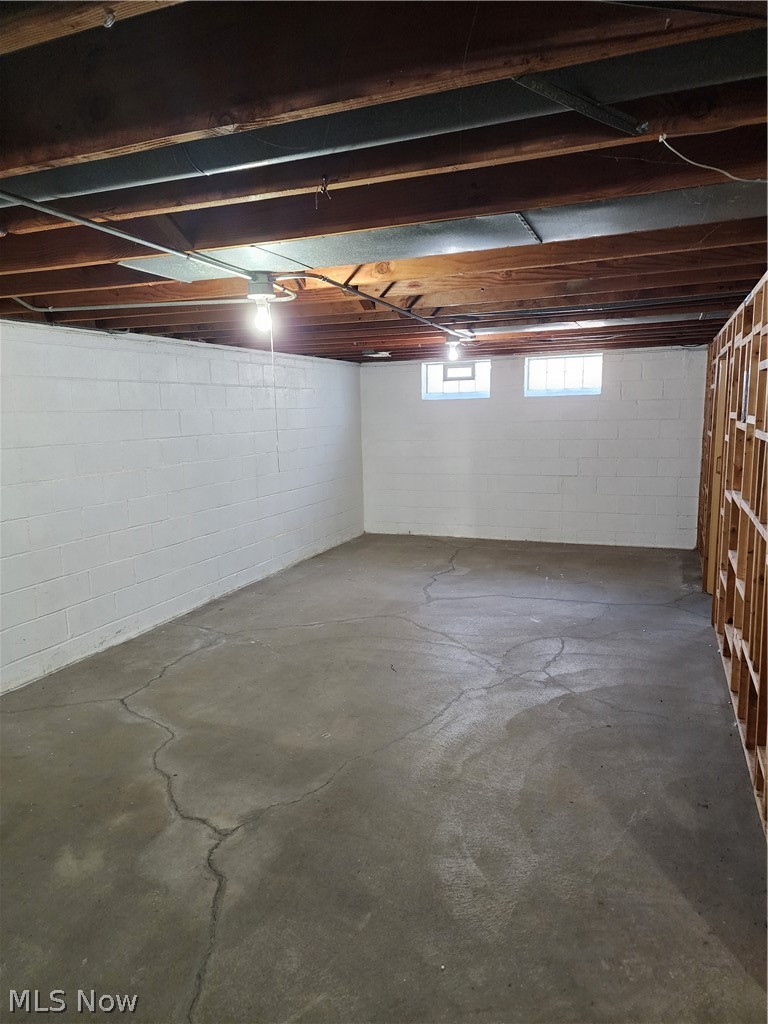 12020 Denver Drive Parma OH 44130