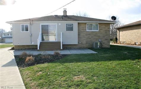 12020 Denver Drive Parma OH 44130