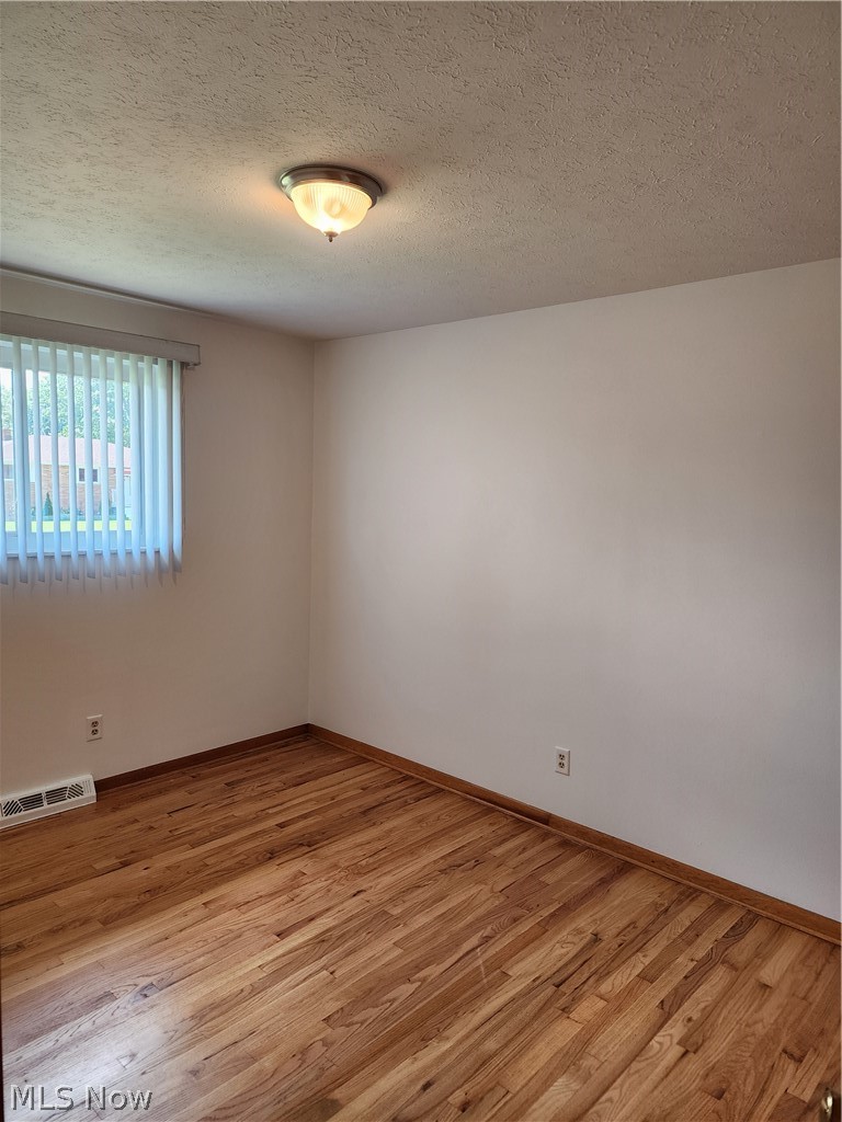 12020 Denver Drive Parma OH 44130