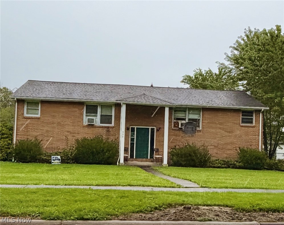 525 North Road Niles OH 44446