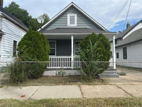 1607 E 34th Street Cleveland OH 44114