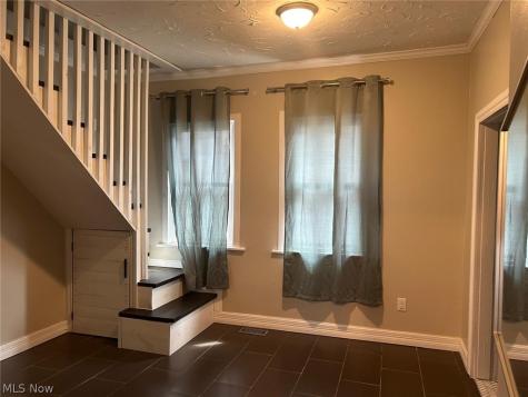 1607 E 34th Street Cleveland OH 44114