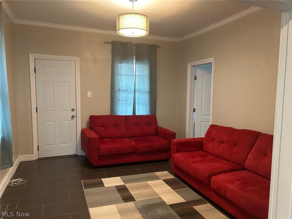 1607 E 34th Street Cleveland OH 44114