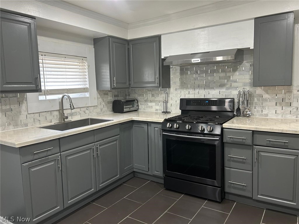1607 E 34th Street Cleveland OH 44114