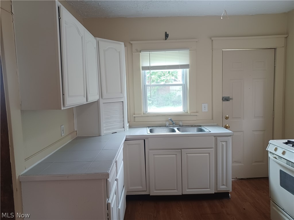 50 N Hazelwood Avenue Youngstown OH 44509