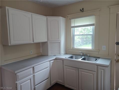 50 N Hazelwood Avenue Youngstown OH 44509