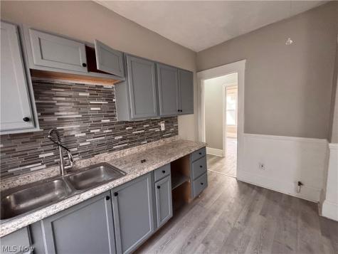 7411 Cornelia Avenue Cleveland OH 44103