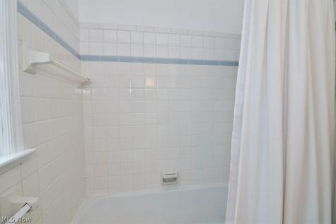 2658 Canterbury Road Cleveland Heights OH 44118