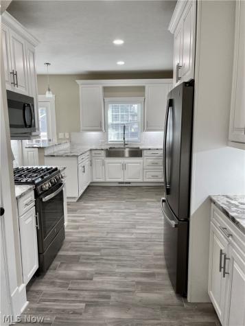 1449 Northland Avenue Lakewood OH 44107